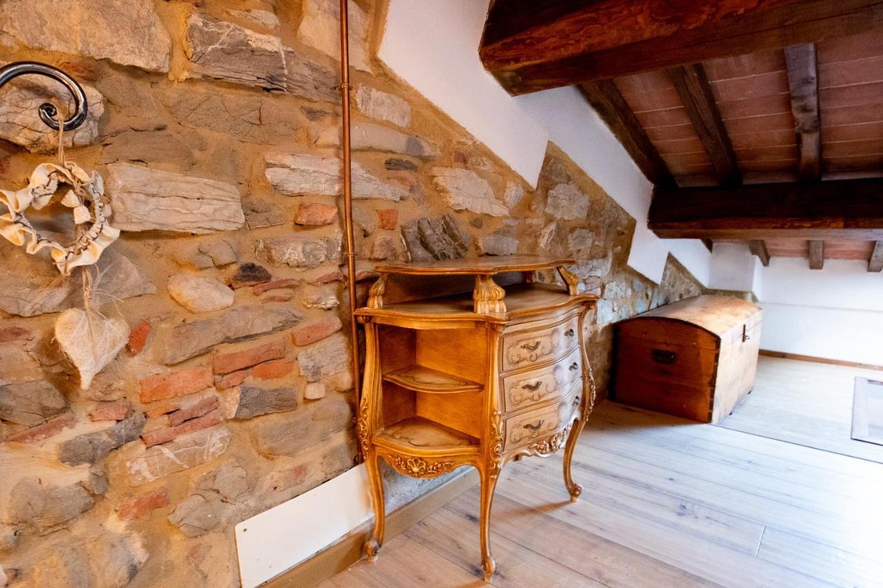 La Casetta Nel Borgo Castelnuovo di Val di Cecina Esterno foto