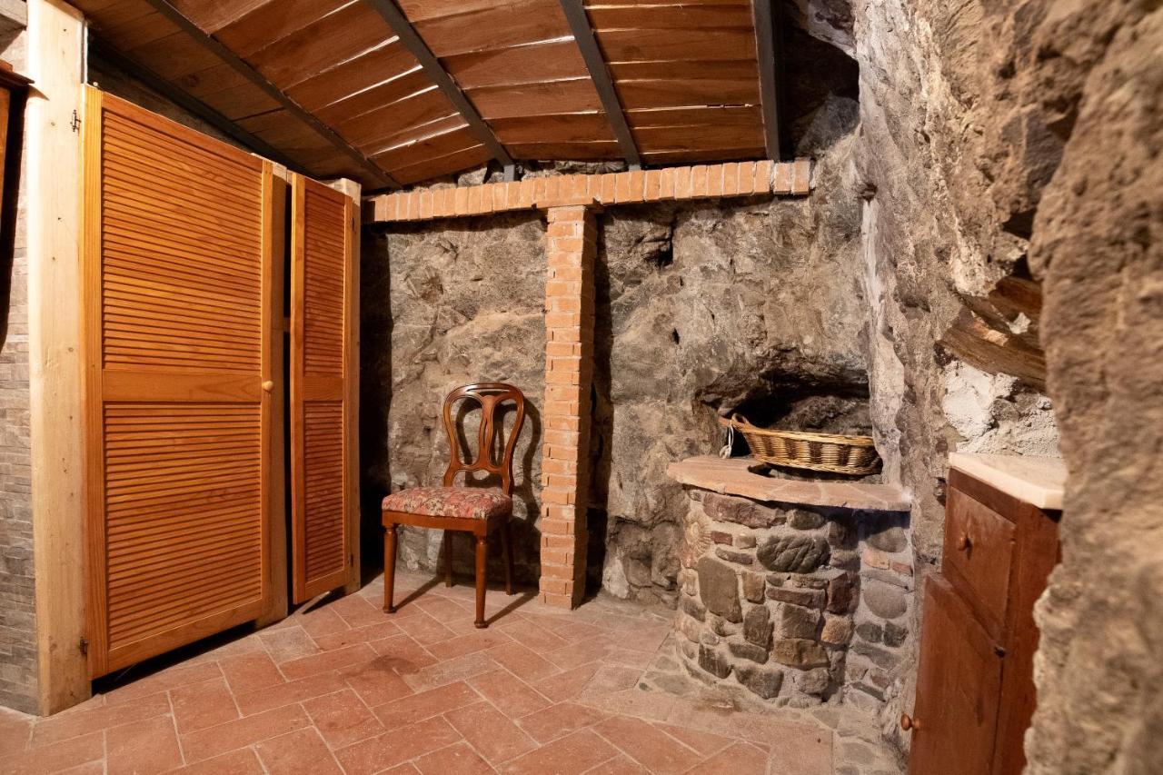 La Casetta Nel Borgo Castelnuovo di Val di Cecina Esterno foto